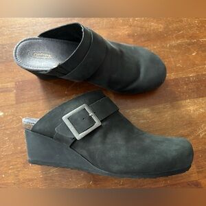 Aetrex Women’s Slip On Leather Wedges Size 7.5